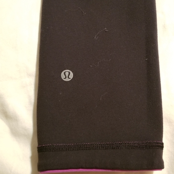 Rare Reversible Legging - Picture 4 of 5